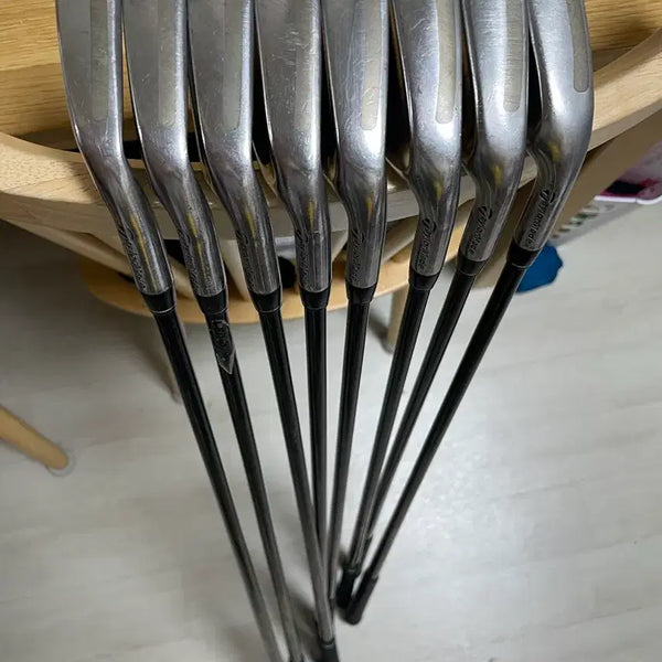 [BUNJANG] TaylorMade 320 Graphite Iron Set (4-A) S-90 / 테일러메이드 320 그라파이트 아이언 세트 (4-A)  S-90