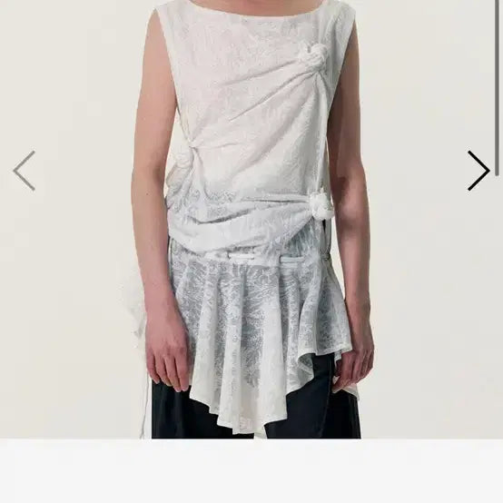 [BUNJANG] Kim Jisoo Lace Jersey Sleeveless Top White / 킴지수 레이스 져지 슬리브리스 탑 화이트