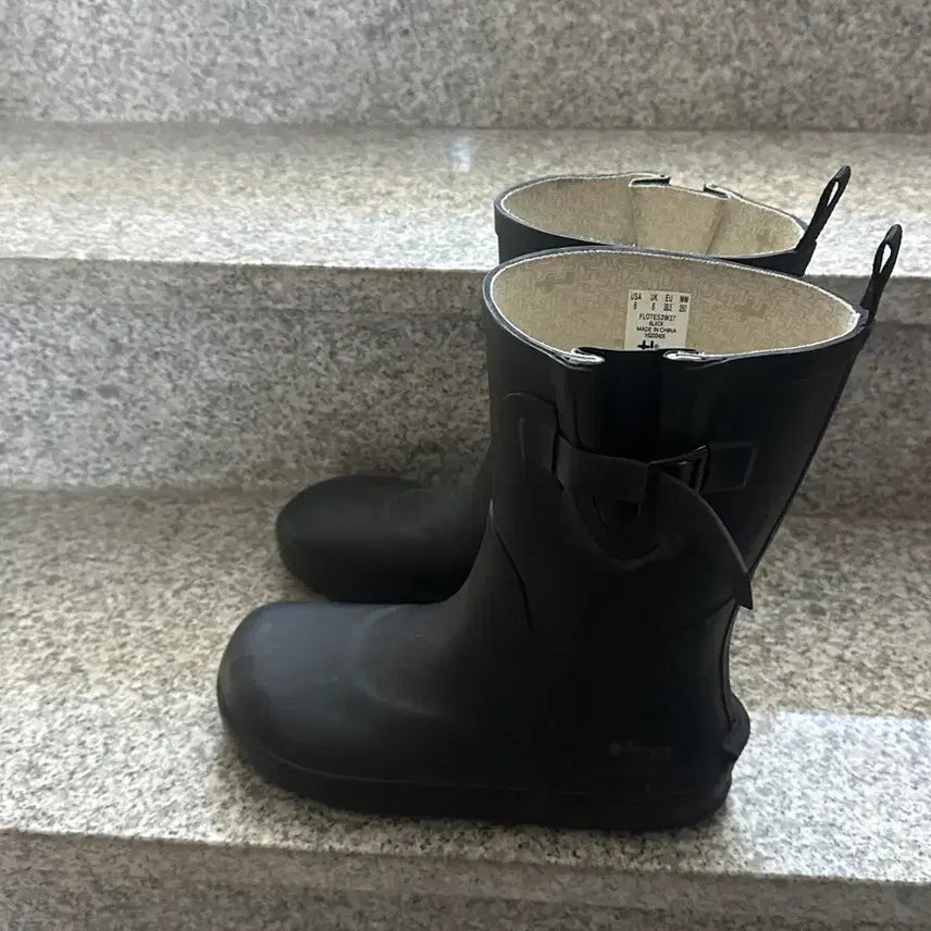 [BUNJANG] Ozzi Coulterville Mid Rain Boots Black 250 / 오찌 콜터빌 레인부츠 미들 250