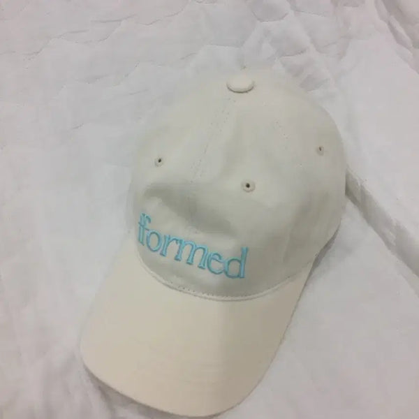 [BUNJANG] Ivory Ball Cap Hat / 아이보리 볼캡 모자