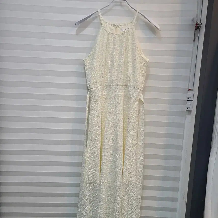 [BUNJANG] Halterneck Lace Long Dress / 홀터넥 레이스원피스