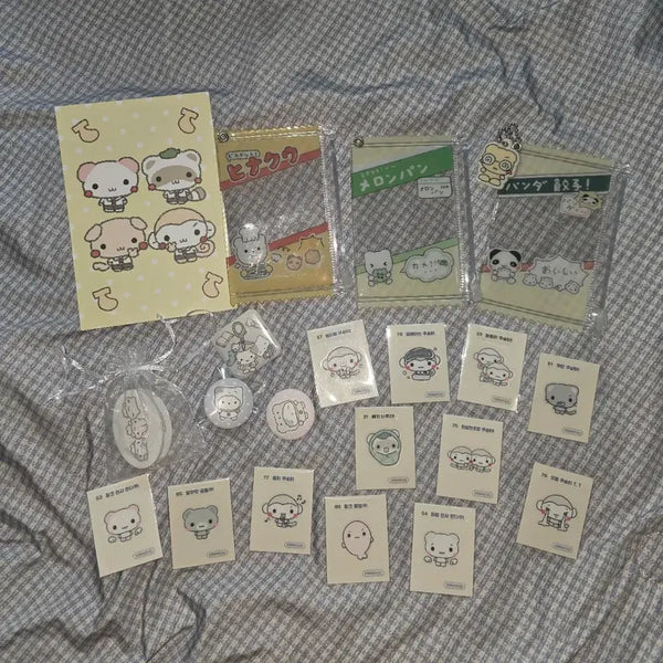 [BUNJANG] Hinakuu Bubble Sticker Pin Badge Photocard Holder Bundle Set / 히나쿠우님 버블 스티커 핀뱃지 포토카드 홀더 띠부씰 일괄 처분 양도
