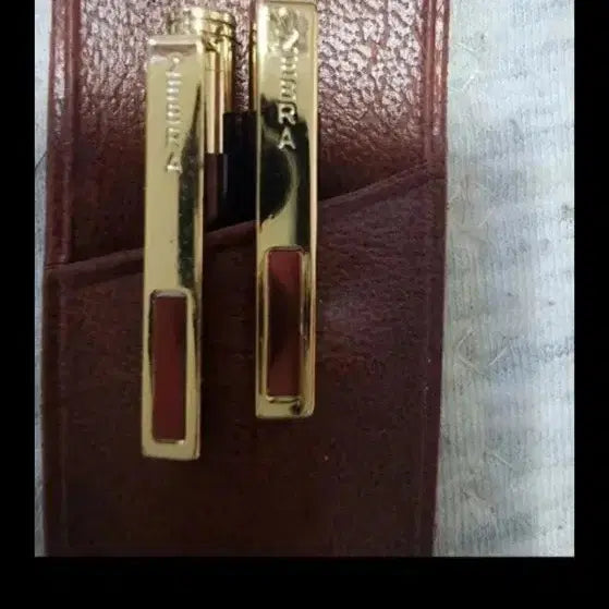 [BUNJANG] Vintage Japanese Brand Zebra Ballpoint Pen & Mechanical Pencil Set (40+ Years Old) / >내용필독< 40여년넘은 빈티지 일본브랜드 제브라 볼펜샤프 세트 팜