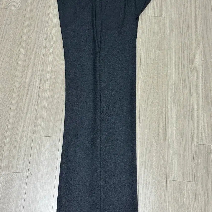 [BUNJANG] Hender Scheme Pottery Slacks Charcoal Grey / 포터리 슬랙스 차콜그레이