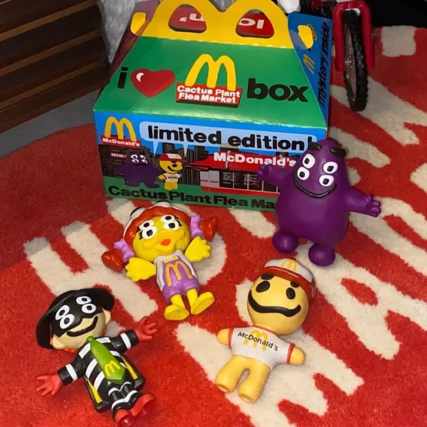 [BUNJANG] McDonald's Cactus Plant Flea Market Art Toy Set / cactus plant flea market  X 맥도날드 아트토이 4종