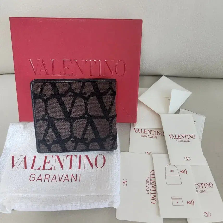 [BUNJANG] Valentino Wallet / 발렌티노 반지갑 정품
