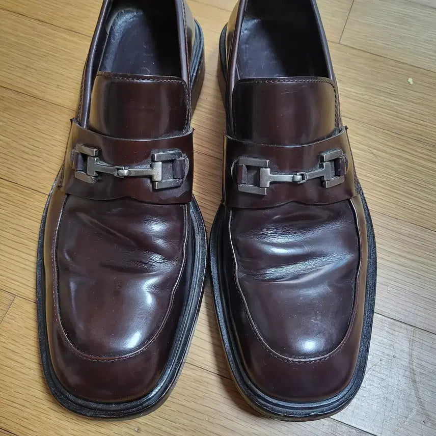 [BUNJANG] Gucci Genuine Leather Loafers / 구찌 정품 구두 265