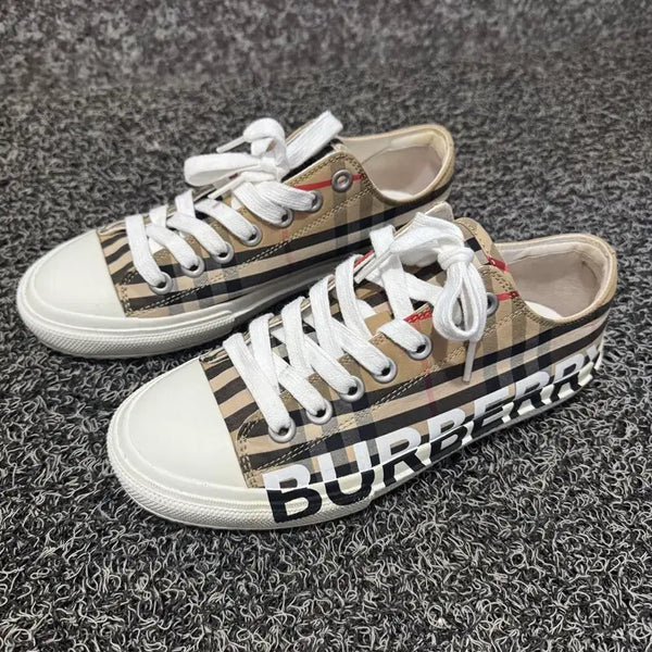 [BUNJANG] Burberry Check Larkhol Sneakers / 정품 (풀박)버버리 체크 라크홀 스니커즈 38