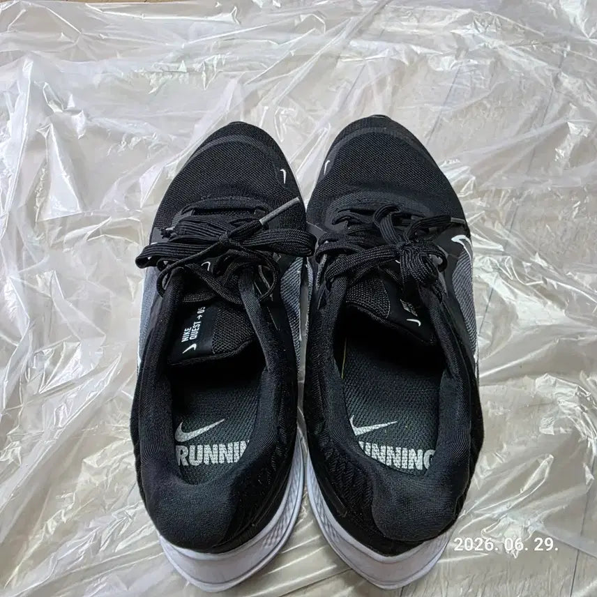 [BUNJANG] Nike Running Shoes Black 250mm / 나이키 런닝화 블랙 색상 250mm 사이즈 판매해요