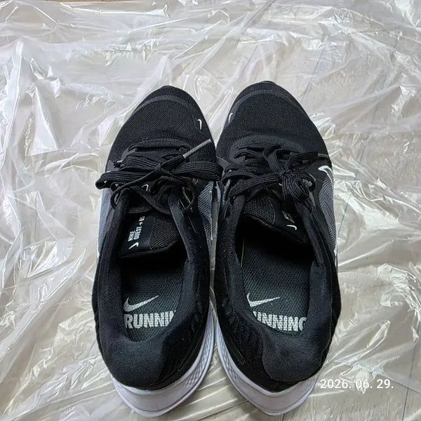 [BUNJANG] Nike Running Shoes Black 250mm / 나이키 런닝화 블랙 색상 250mm 사이즈 판매해요