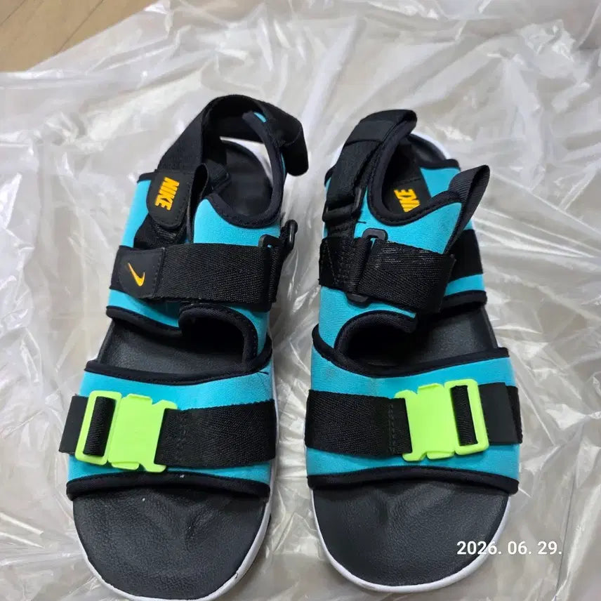 [BUNJANG] Nike Canyon Sandal Mint/Black / 나이키 캐년 샌들 민트/블랙 색상 250 사이즈 판매해요