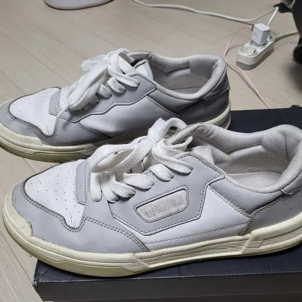 [BUNJANG] National Geographic Sneakers White/Grey 290mm / 내셔널지오그래픽 운동화 화이트/그레이 290mm 상태좋음
