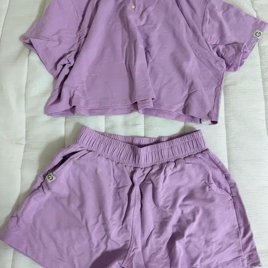 [BUNJANG] GRANDE LINE Lavender Short Sleeve & Shorts Set M / GRANDE LINE 그란데라인 라벤더 반팔 + 반바지 세트 M