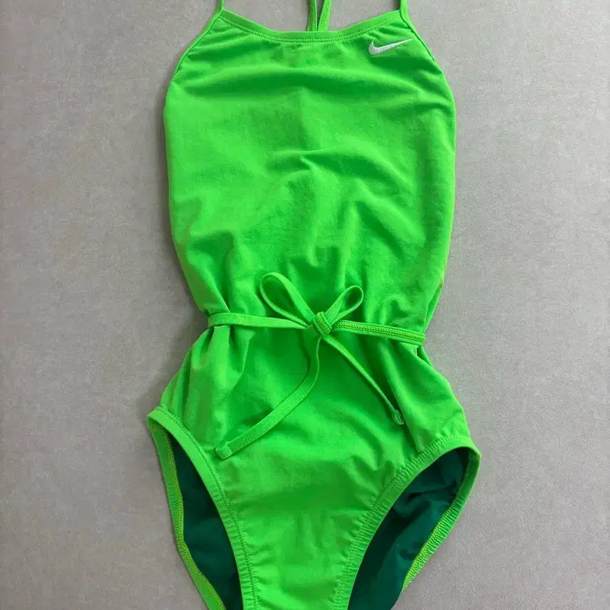[BUNJANG] Nike Mid-Rise Lace-Up Voltage Green Swimsuit / 나이키 미들레이스업 볼티지그린 수영복
