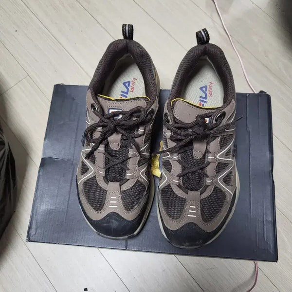 [BUNJANG] Fila Safety Work Boots Brown 245mm / 휠라 세이프티 안전화 브라운 245mm 상태매우좋음