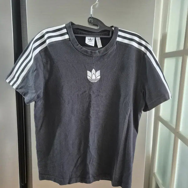 [BUNJANG] Adidas Three-Stripes Short Sleeve T-Shirt Black / 아디다스 삼선 반팔 티셔츠 블랙