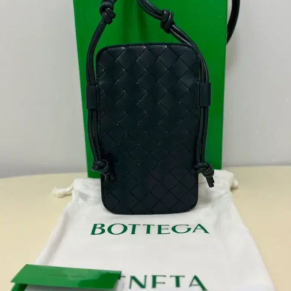 [BUNJANG] Bottega Veneta Phone Holder Bag - Unused Authentic / (미사용 새상품) / (정품) 보테가 폰홀더백 - 정가 150업