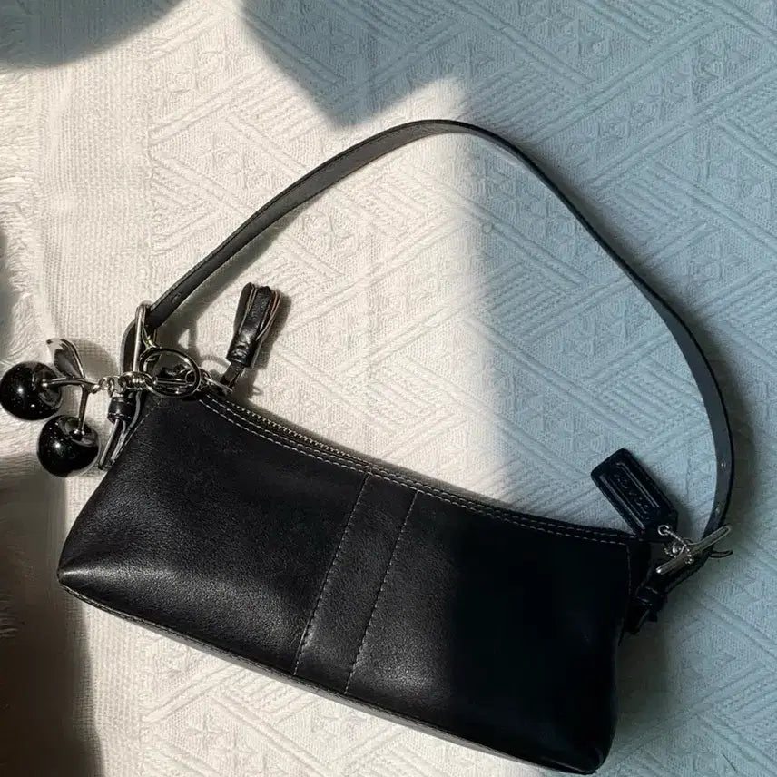 [BUNJANG] Coach Baguette Shoulder Bag Black / [희귀] Coach 바게트 숄더백