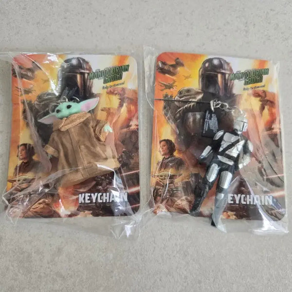 [BUNJANG] The Mandalorian Grogu & Mandalorian Character Keychain Set / 만달로리안 캐릭터 키링 (그로구/만달로리안)