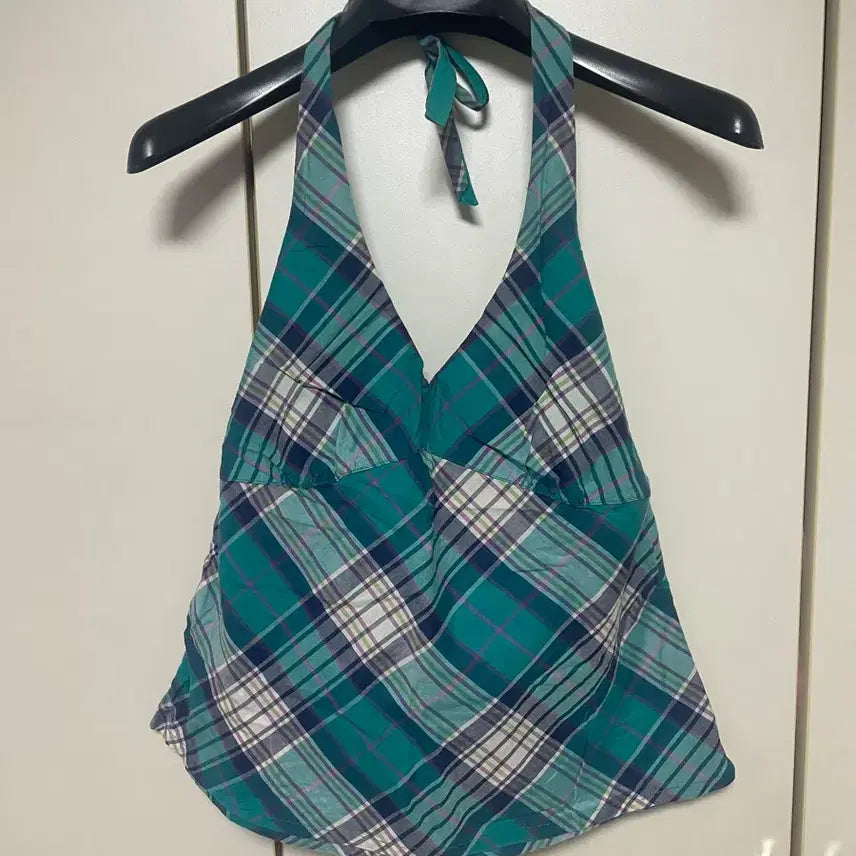 [BUNJANG] Old Navy Checked Pattern Halterneck Top - Size S / 올드 네이비 체크 패턴 홀터넥 탑 S