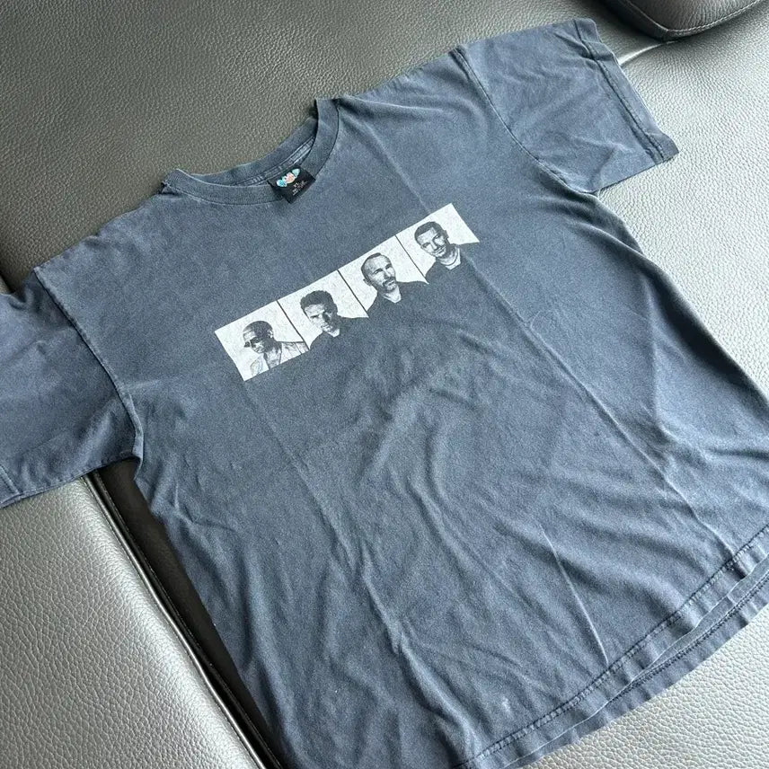 [BUNJANG] 1990s U2 Band Tour Distressed T-Shirt / 90s U2 투어 빈티지 티셔츠 Distressed