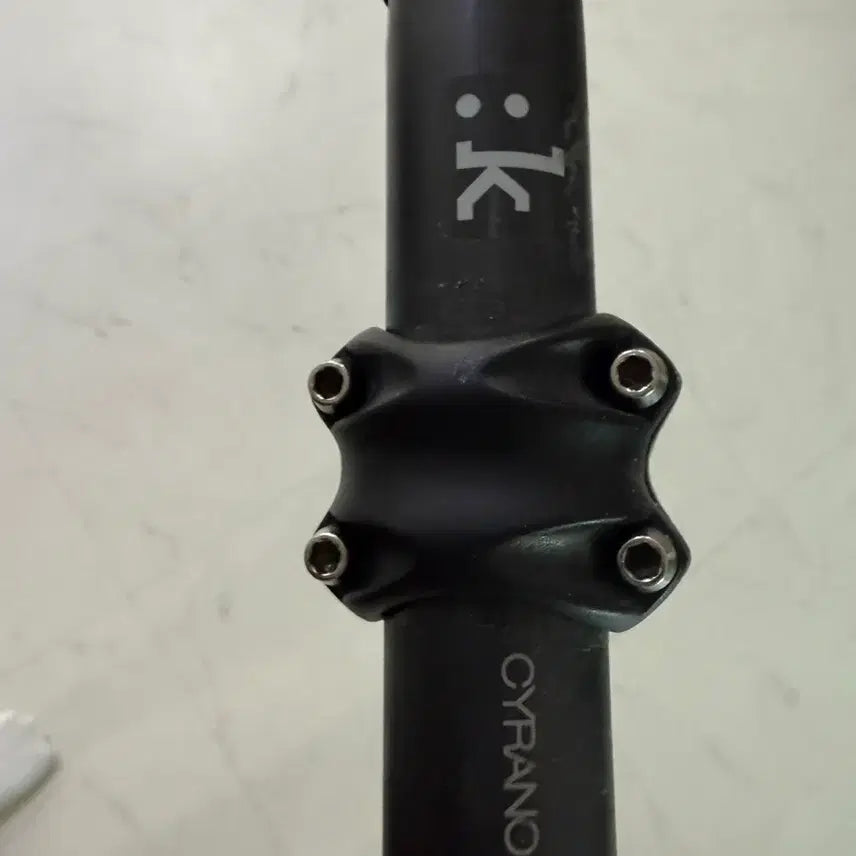 [BUNJANG]  fizik Cyrano 00 Carbon Dropbar / 피직 시라노 00 최상급 픽시 드롭바