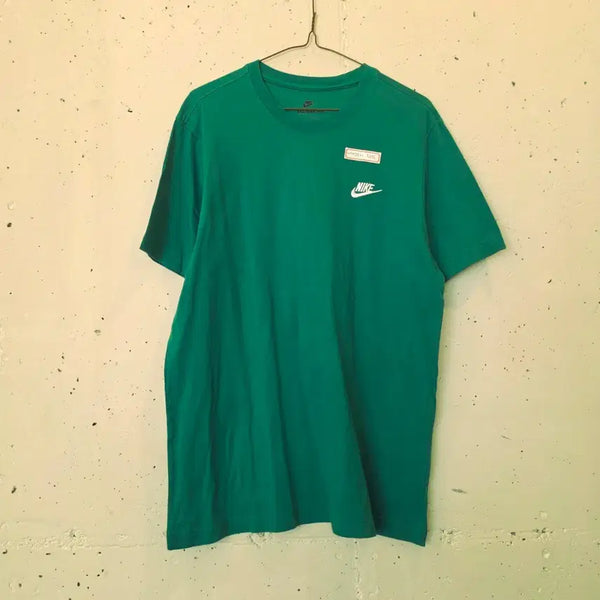 [BUNJANG] Nike Basic Embroidered Logo Short Sleeve T-Shirt - Green (L) / 나이키 베이직 자수 로고 그린 반팔티 L 새상품급