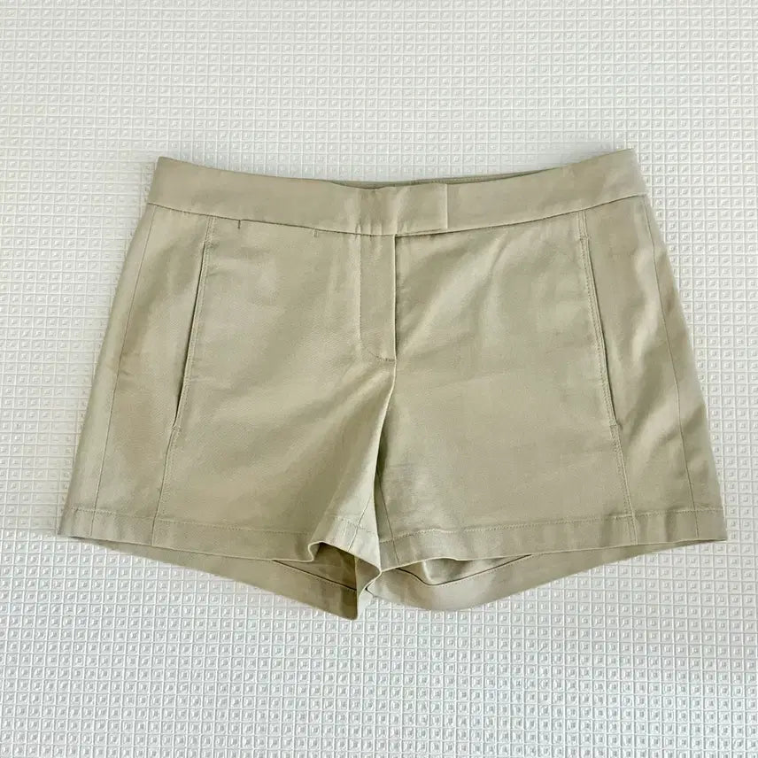 [BUNJANG] Theory Beige Shorts / 띠어리 베이지 반바지