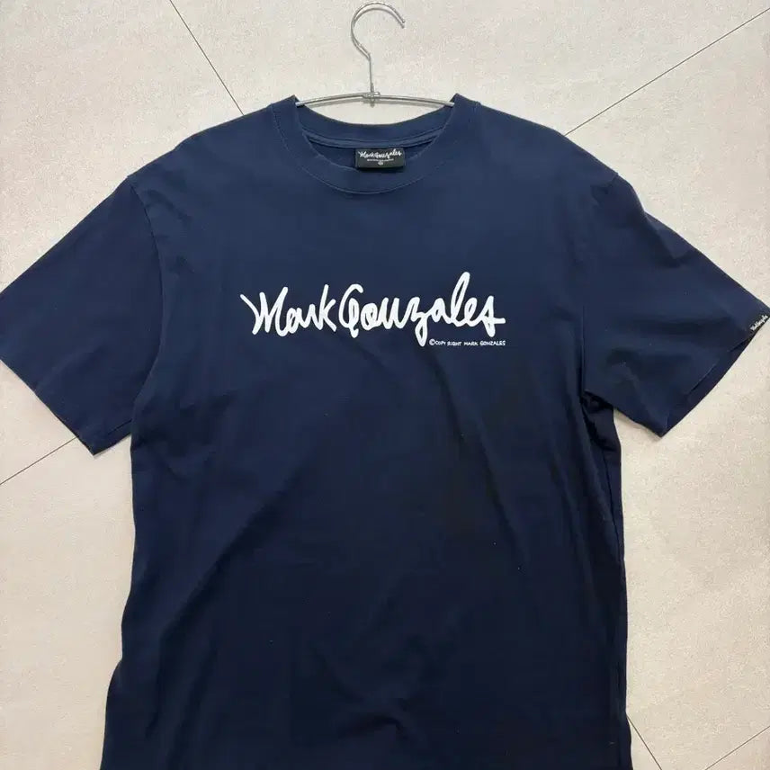 [BUNJANG] Mark Gonzales x WARP'N'WEFT Logo T-Shirt Navy M / 마크곤잘레스 와릿이즌 로고 반팔티 네이비 m