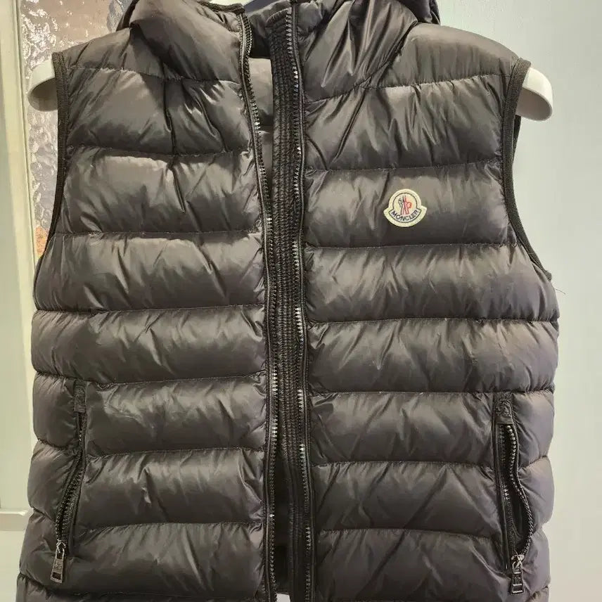 [BUNJANG] Moncler Genuine Vest Padded Jacket / 몽클레어 조끼패딩 정품