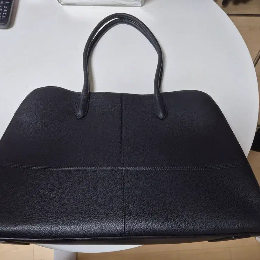 [BUNJANG] Yusse Top Handle Big Bag / 유스 탑 핸들 빅백 팝니다