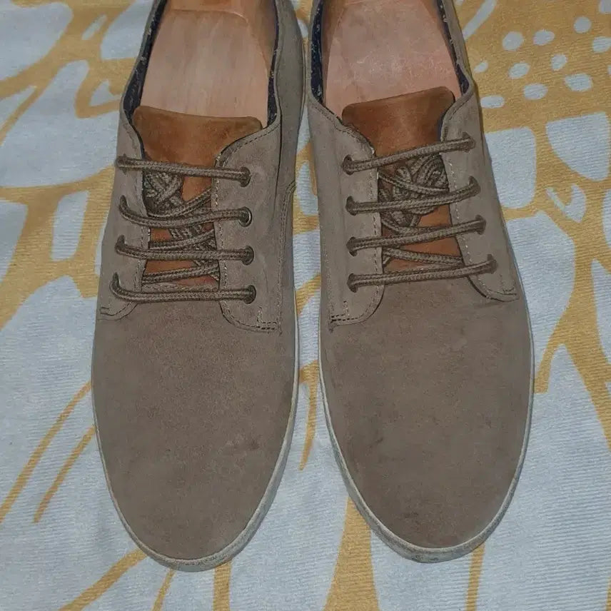 [BUNJANG] Fred Perry Suede Low Top Shoes 255 / 프레드페리  스웨이드 단화 255