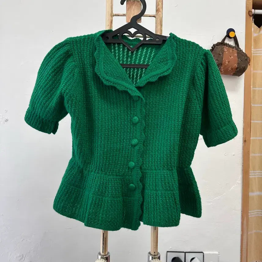 [BUNJANG] Green Knit Cardigan with Frill Detail / 초록색 니트 가디건