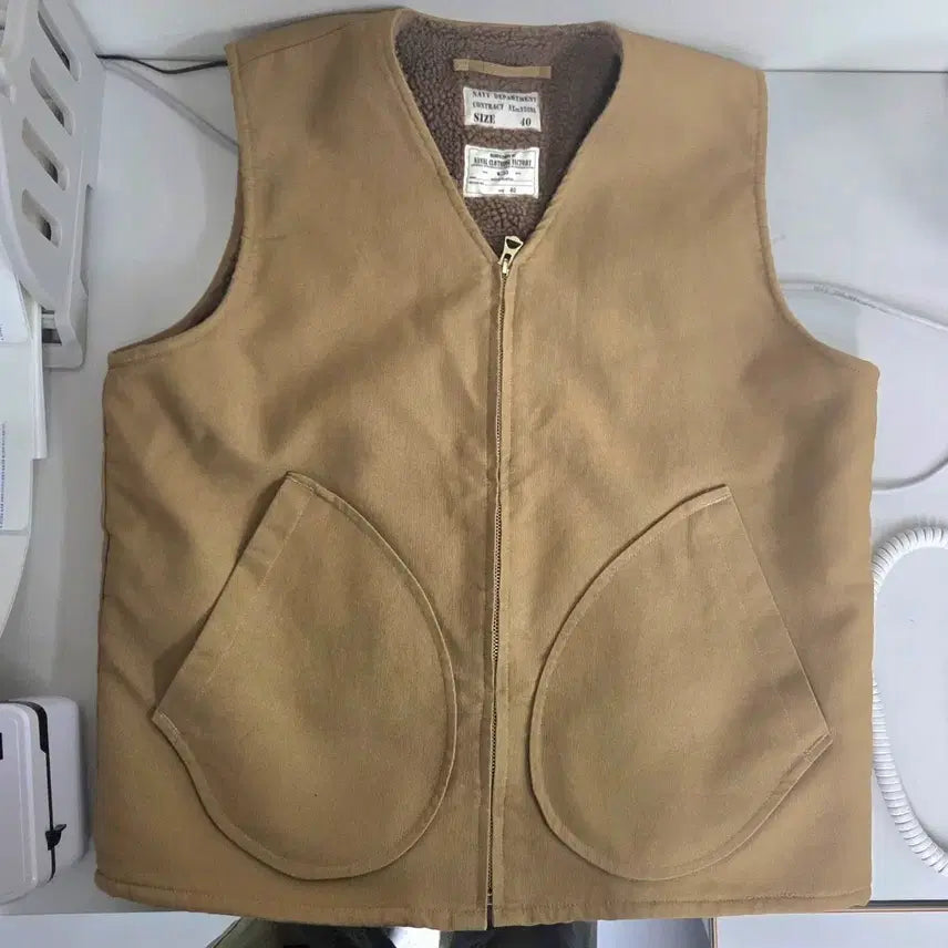 [BUNJANG] Okonkwo Sherpa Vest Beige L40 / 브론슨st.정가12만) okonkwo 셰르파 조끼 베스트 L40 베이지