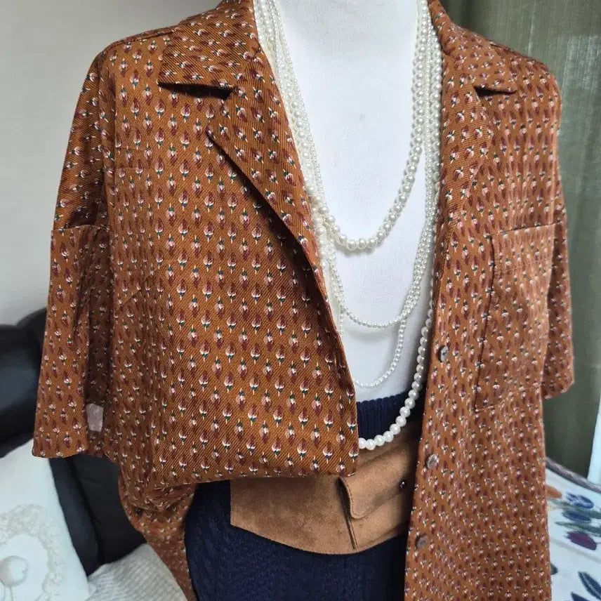 [BUNJANG] Unique Floral Print Loose Fit Shirt Jacket / [특가] 세련 유니크 잔잔플라워 루즈핏 셔츠자켓