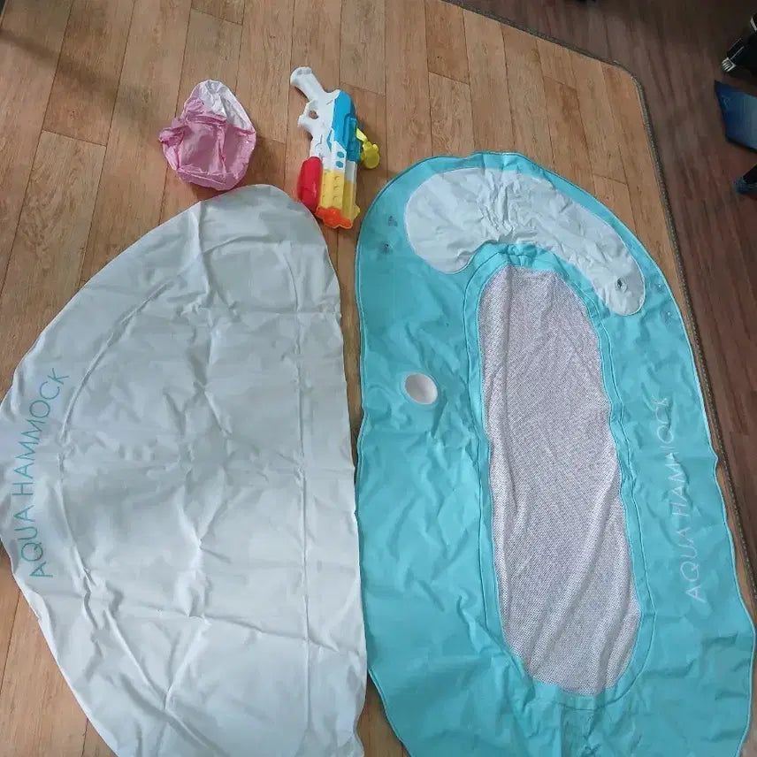 [BUNJANG] Inflatable Hammock Float Set with Water Gun and Beach Ball / 튜브 해먹세트