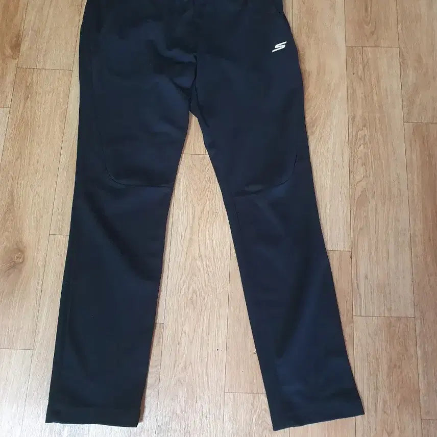 [BUNJANG] Skechers Slim Fit Training Pants Black Size 75 / 스케쳐스  슬림핏 트레이닝 팬츠 블랙 75