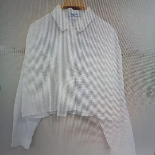 [BUNJANG] TRMMING Cropped White Shirt / TRMMING 크롭 화이트 셔츠 2시간특가