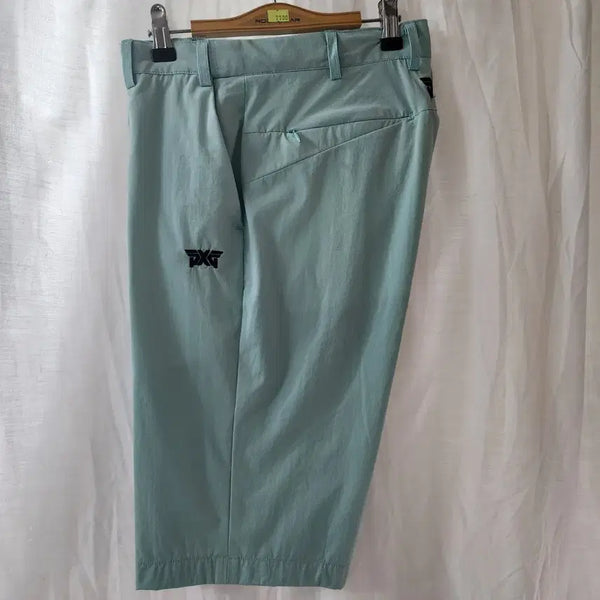 [BUNJANG] PXG Golf Ultralight Mint Shorts Size 32 / PXG 골프 초경량  반바지 민트 32INCH