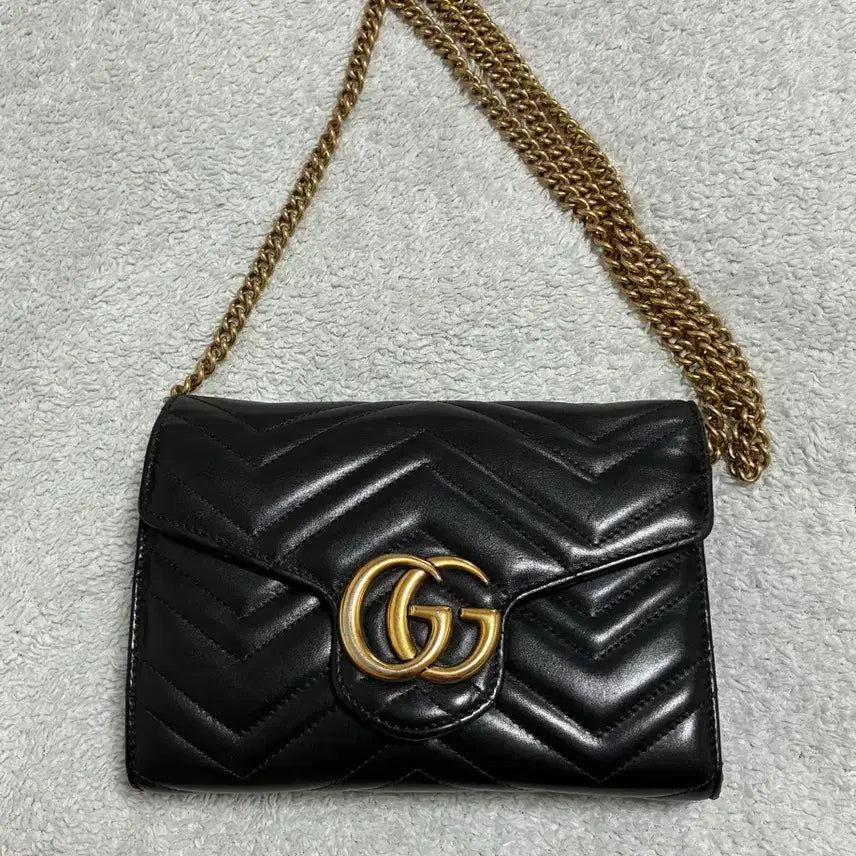 [BUNJANG] Gucci Marmont Matelassé Chain Crossbody Bag / (정품)구찌 마몽 마틀라세 체인 크로스백