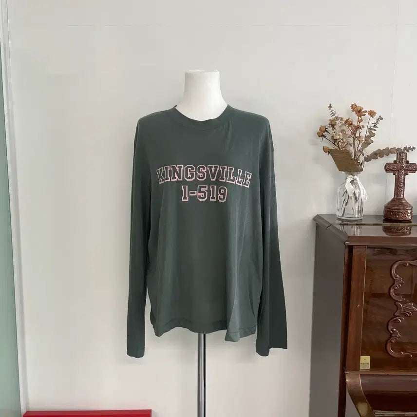 [BUNJANG] BEAKER Green Lettering Long Sleeve T-Shirt / [비이커] 그린컬러 롱슬리브 티셔츠