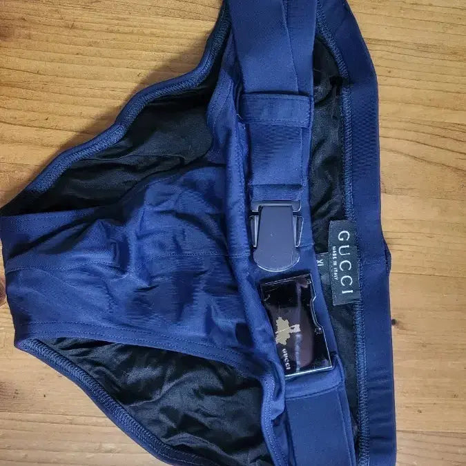 [BUNJANG] Gucci Men's Swim Trunks Navy XL / 구찌 남성 수영복 네이비 XL