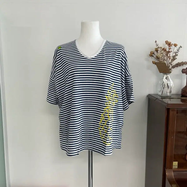 [BUNJANG] THE EDITOR Striped V-Neck T-Shirt / [THE EDITOR] 스트라이트 반팔 티셔츠