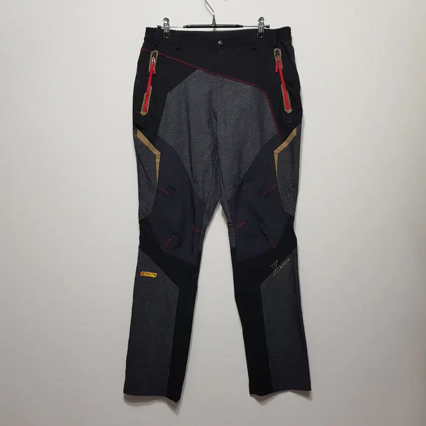 [BUNJANG] Eider Men's Spring/Summer Hiking Pants Size 82 (32-33) with Stretch / 아이더/춘하등산바지/스판O/82(32~33)/파라오쇼핑