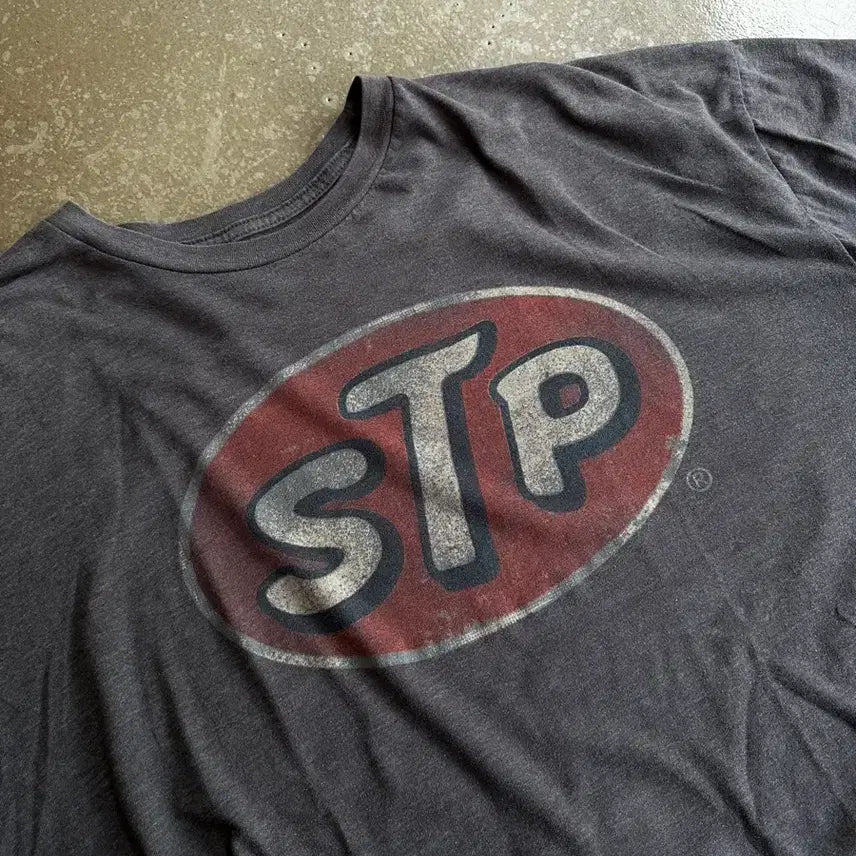 [BUNJANG] STP Logo Graphic Tee / STP Logo Graphic Tee