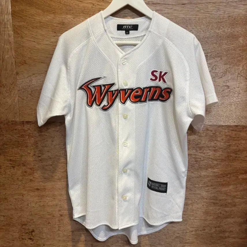 [BUNJANG] SK Wyverns ATC Home White Jersey Size 95 / SK 와이번스 atc 홈 유니폼 화이트 95사이즈
