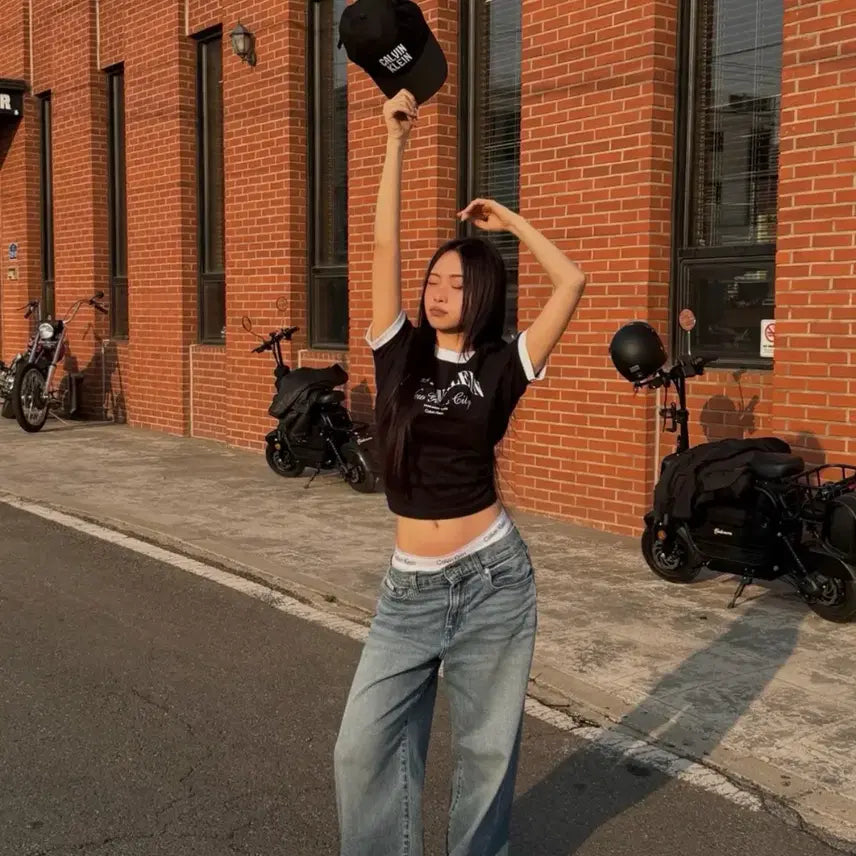 [BUNJANG] Calvin Klein Jeans Women's Wide Leg Jeans Mid Blue / 캘빈클라인 인더시티 여성 와이드레그 진 미드블루