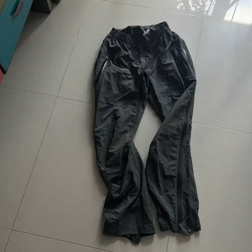 [BUNJANG] Grails Track Pants 3 / 그레일즈 트랙팬츠3