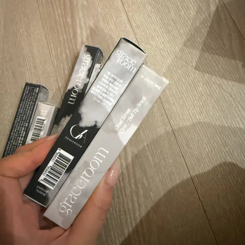 [BUNJANG] Grace Room Transparent & Black Brush Ball Nourishing Gel / 그레이스룸 투명, 블랙영양제