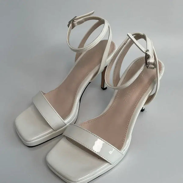 [BUNJANG] Enamel Square-toe Strap High Heels Pure White / 에나멜 스퀘어토 스트랩 하이힐 퓨어 화이트 230-235